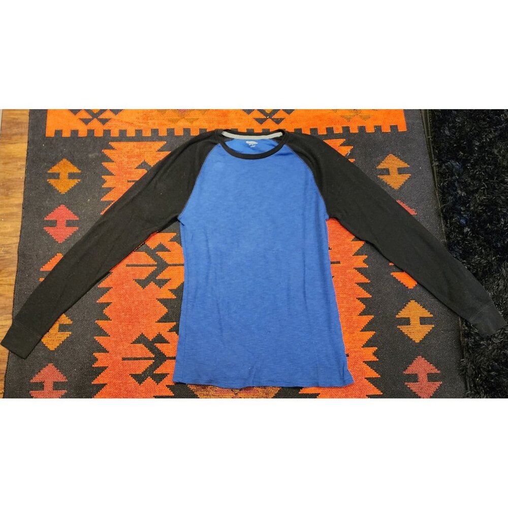 Old Navy Men's Soft Washed Blue & Black Long Sleeve Raglan Thermal Shirt. Large